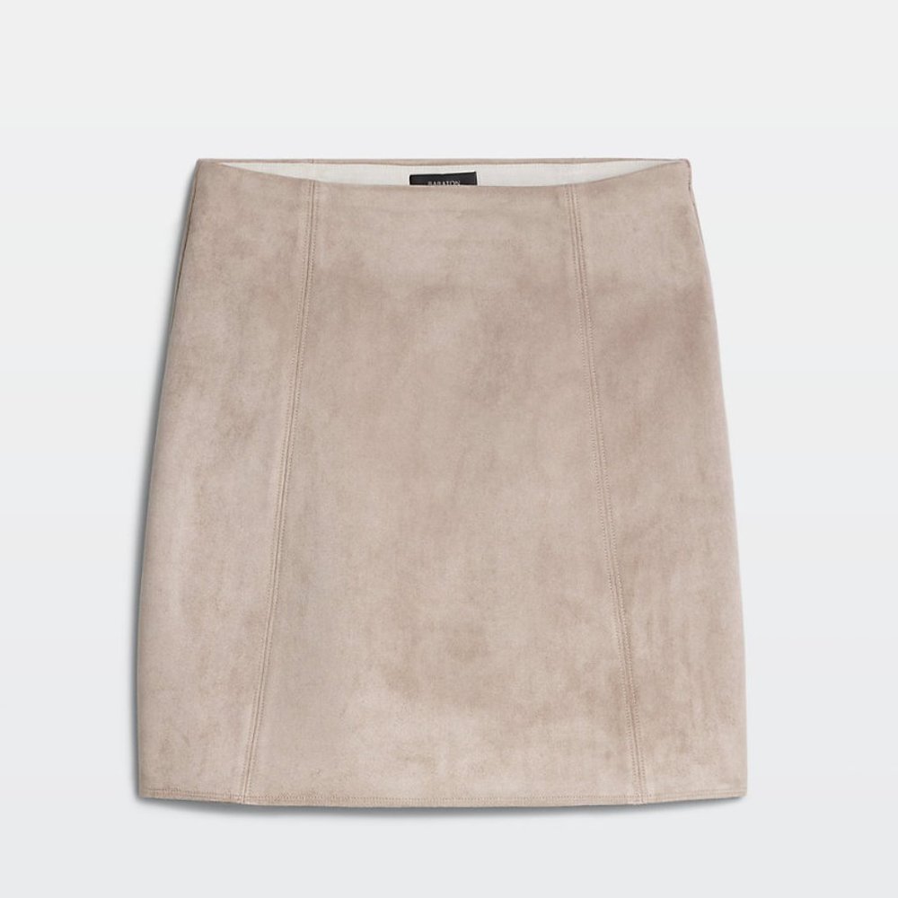 Aritizia Babaton Pink Hopper Skirt